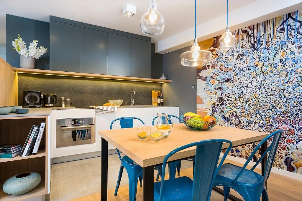 **** Aparthotel Privilege Suites Krakow Poland